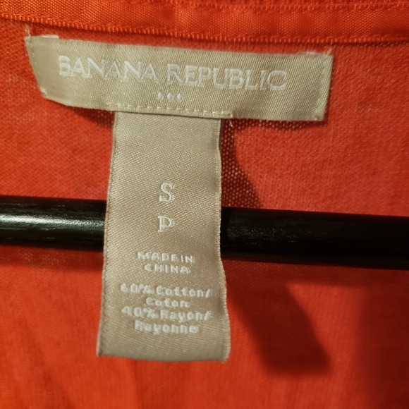 Four, different colours sweaters - Picture 10 of 12